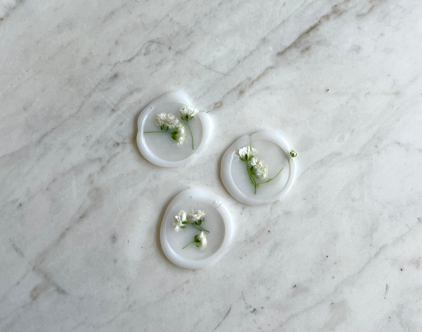 Baby's Breath Wedding Wax Seals - Vellum Dried Flower Wax Seal Sticker - Peel and Stick Wax Seal - Megan Bruce Designs